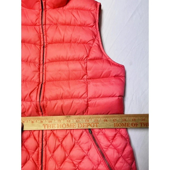 Talbots Down Quilted Puffer Vest Sz M Salmon Pink Womens Sleeveless Zip Pockets - Picture 8 of 11